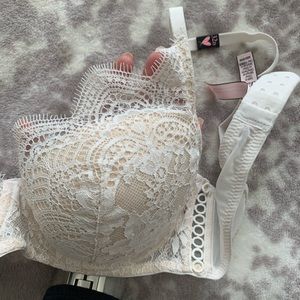 Victoria’s Secret Bra